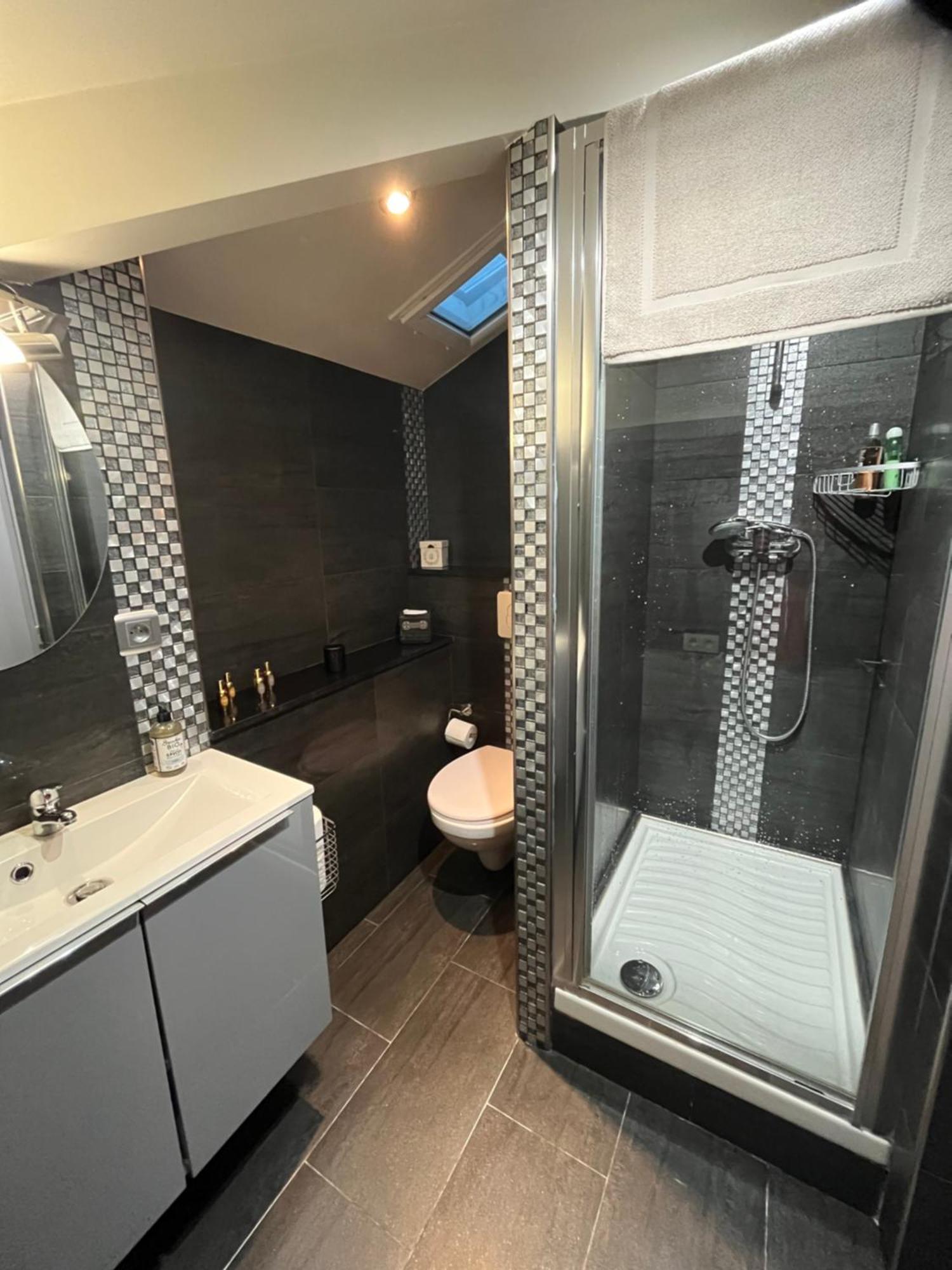 Duplex A La Frontiere De Monaco Apartment Бюсолей Екстериор снимка